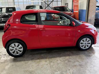 Citroen C1 1.0 VTi Feel Hatchback 3dr Petrol Manual Euro 5 (Euro 5) (68 ps)