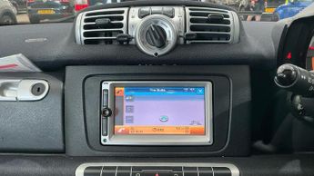 Smart fortwo 0.8 CDI Passion Coupe 2dr Diesel SoftTouch Euro 5 (54 bhp)