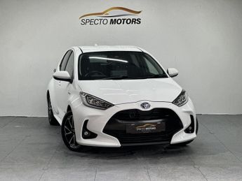 Toyota Yaris 1.5 VVT-h Design Hatchback 5dr Petrol Hybrid E-CVT Euro 6 (s/s) 