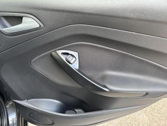 Ford C-Max 1.0T EcoBoost GPF Titanium MPV 5dr Petrol Manual Euro 6 (s/s) (1