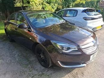 Vauxhall Insignia 1.8 16V Design Hatchback 5dr Petrol Manual Euro 5 (140 ps)