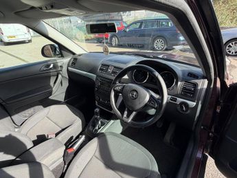 Skoda Yeti 2.0 TDI SE Outdoor 5dr Diesel Manual 4WD Euro 5 (110 ps)