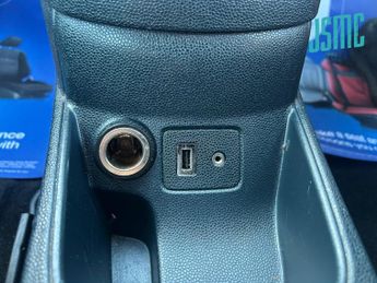 Ford Fiesta 1.4 Zetec Hatchback 5dr Petrol Automatic (154 g/km, 94 bhp)
