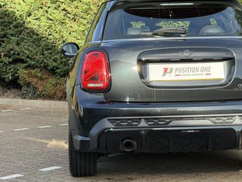 MINI Hatch 1.5 Cooper Sport Hatchback 5dr Petrol Steptronic Euro 6 (s/s) (1