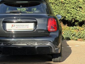 MINI Hatch 1.5 Cooper Sport Hatchback 5dr Petrol Steptronic Euro 6 (s/s) (1