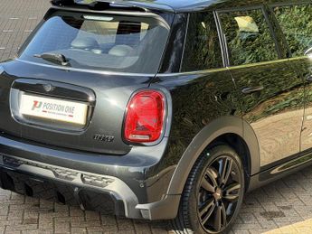 MINI Hatch 1.5 Cooper Sport Hatchback 5dr Petrol Steptronic Euro 6 (s/s) (1