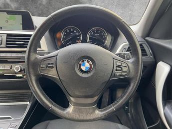 BMW 1 Series 1.5 118i SE Hatchback 5dr Petrol Auto Euro 6 (s/s) (136 ps)