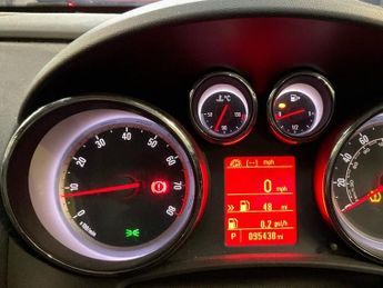 Vauxhall Astra GTC 1.4i Turbo SRi Coupe 3dr Petrol Auto Euro 6 (140 ps)