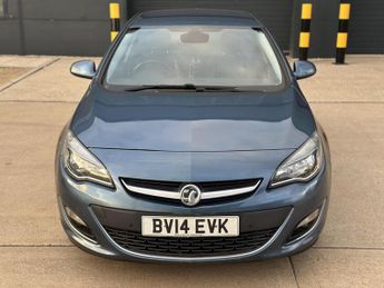 Vauxhall Astra 1.6 16v Elite Hatchback 5dr Petrol Auto Euro 5 (115 ps)