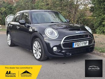 MINI Hatch 2.0 Cooper SD Hatchback 5dr Diesel Auto 6Spd Euro 6 (s/s) (170 p