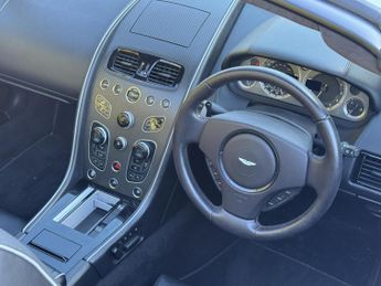 Aston Martin Vantage 4.7 V8 AMR Roadster 2dr Petrol Sportshift Euro 6 (430 bhp)