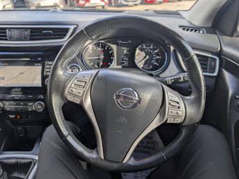 Nissan Qashqai 1.2 DIG-T N-Connecta SUV 5dr Petrol Manual 2WD Euro 6 (s/s) (115