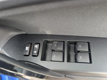 Toyota Auris 1.2 VVT-i Design Hatchback 5dr Petrol Manual Euro 6 (s/s) (116 p