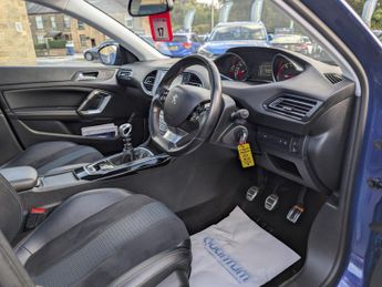 Peugeot 308 1.2 PureTech Tech Edition Hatchback 5dr Petrol Manual Euro 6 (s/