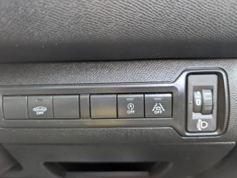 Peugeot 308 1.2 PureTech Tech Edition Hatchback 5dr Petrol Manual Euro 6 (s/