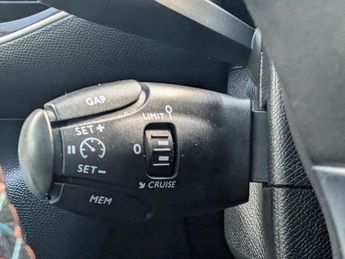 Peugeot 308 1.2 PureTech Tech Edition Hatchback 5dr Petrol Manual Euro 6 (s/