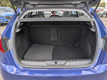 Peugeot 308 1.2 PureTech Tech Edition Hatchback 5dr Petrol Manual Euro 6 (s/