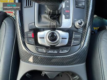 Audi Q5 2.0 TDI S line Plus SUV 5dr Diesel S Tronic quattro Euro 5 (s/s)