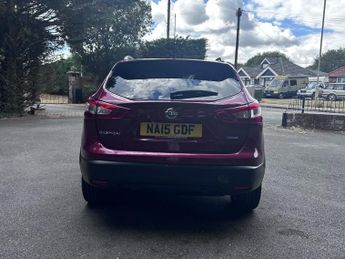Nissan Qashqai 1.5 dCi Tekna SUV 5dr Diesel Manual 2WD Euro 5 (s/s) (110 ps)