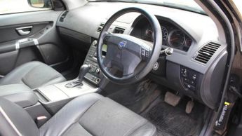 Volvo XC90 2.4 D5 Active SUV 5dr Diesel Geartronic AWD (224 g/km, 182 bhp)