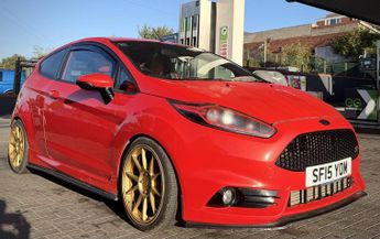 Ford Fiesta 1.6T EcoBoost ST-2 Hatchback 3dr Petrol Manual Euro 6 (182 ps)