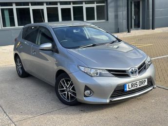 Toyota Auris 1.8 VVT-h Icon Plus Hatchback 5dr Petrol Hybrid CVT Euro 5 (s/s)