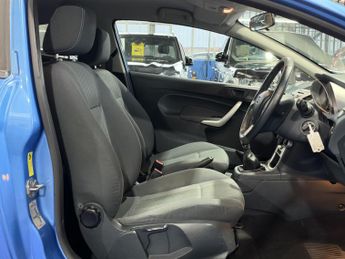 Ford Fiesta 1.25 Zetec Hatchback 3dr Petrol Manual (133 g/km, 81 bhp)