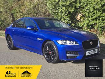 Jaguar XF 2.0d R-Sport Saloon 4dr Diesel Auto AWD Euro 6 (s/s) (180 ps)