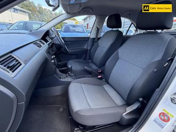 Skoda Rapid 1.2 TSI S Hatchback 5dr Petrol Manual Euro 5 (86 ps)