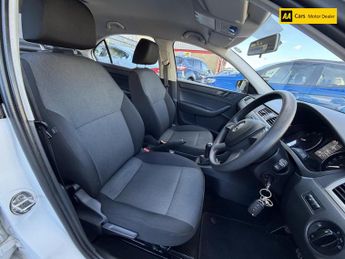 Skoda Rapid 1.2 TSI S Hatchback 5dr Petrol Manual Euro 5 (86 ps)