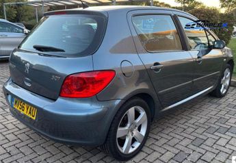 Peugeot 307 1.6 16v Sport Hatchback 5dr Petrol Manual (174 g/km, 110 bhp)