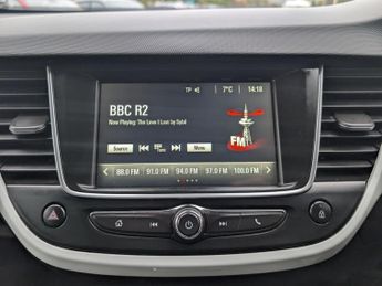 Vauxhall Crossland X 1.2 Turbo Griffin SUV 5dr Petrol Auto Euro 6 (s/s) (130 ps)