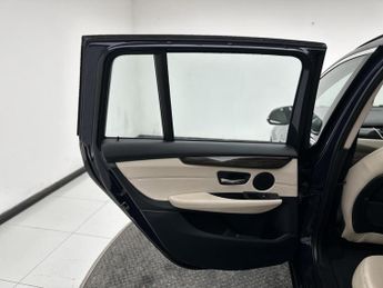 BMW 2 Series Gran Tourer 2.0 220i Luxury MPV 5dr Petrol DCT Euro 6 (s/s) (192 ps)