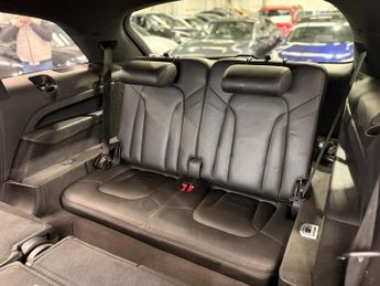 Audi Q7 3.0 TDI V6 S line Plus SUV 5dr Diesel Tiptronic quattro Euro 5 (