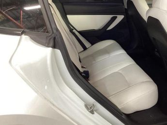 Tesla Model 3 (Dual Motor) Performance Saloon 4dr Electric Auto 4WDE (Performa