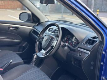 Suzuki Swift 1.2 SZ4 Hatchback 5dr Petrol Auto Euro 5 (94 ps)