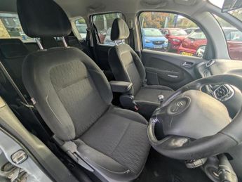 Citroen C3 Picasso 1.6 HDi Exclusive MPV 5dr Diesel Manual Euro 4 (90 ps)