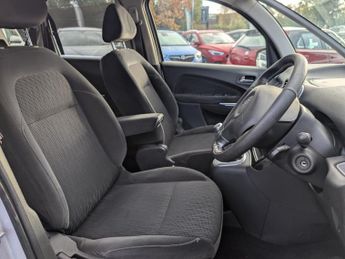 Citroen C3 Picasso 1.6 HDi Exclusive MPV 5dr Diesel Manual Euro 4 (90 ps)