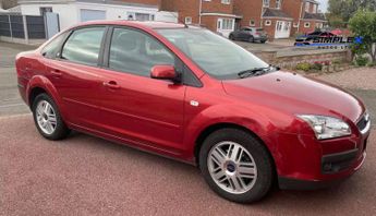 Ford Focus 1.6 Ghia Saloon 4dr Petrol Automatic (184 g/km, 99 bhp)