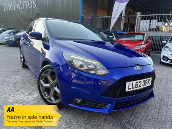 Ford Focus 2.0T EcoBoost ST-3 Hatchback 5dr Petrol Manual Euro 5 (s/s) (250