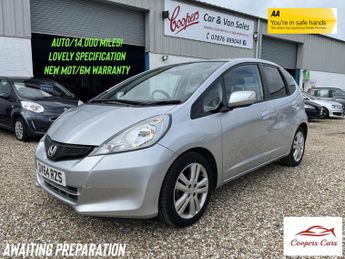 Honda Jazz 1.4 i-VTEC ES Plus Hatchback 5dr Petrol CVT Euro 5 (99 ps)