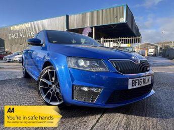 Skoda Octavia 2.0 TDI vRS Hatchback 5dr Diesel DSG 4WD Euro 6 (s/s) (SNav) (18