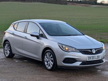 Vauxhall Astra 1.5 Turbo D Business Edition Nav Hatchback 5dr Diesel Manual Eur