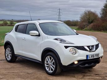 Nissan Juke 1.6 N-Connecta SUV 5dr Petrol XTRON Euro 6 (117 ps)