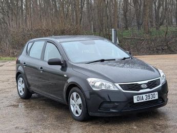 Kia Ceed 1.4 1 Hatchback 5dr Petrol Manual Euro 4 (89 bhp)