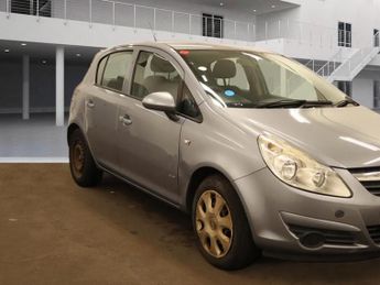 Vauxhall Corsa 1.4i 16v Club Hatchback 5dr Petrol Automatic (166 g/km, 89 bhp)