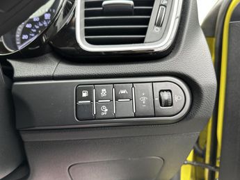 Kia XCeed 1.6 GDi 8.9kWh 3 SUV 5dr Petrol Plug-in Hybrid DCT Euro 6 (s/s) 