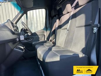 Mercedes-Benz eSprinter 55kWh Progressive Panel Van 5dr Electric Auto FWD L2 H2 20kW Cha