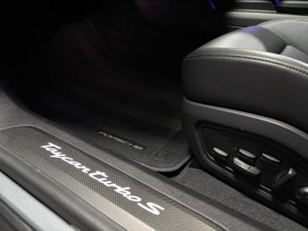 Porsche Taycan Performance Plus 93.4kWh Turbo S Auto 4WD 4dr (11kW Charger)