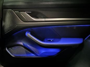 Porsche Taycan Performance Plus 93.4kWh Turbo S Auto 4WD 4dr (11kW Charger)